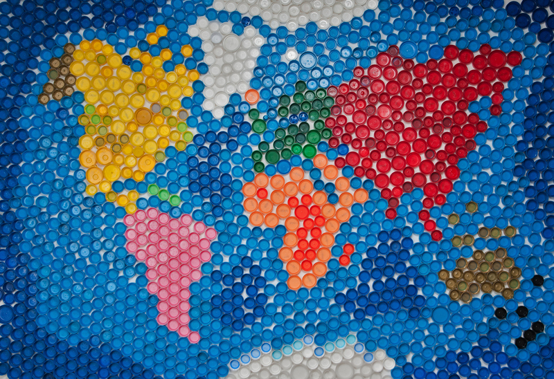 Eco Chic Upcycling: Making Trendy Pieces from Throwaways